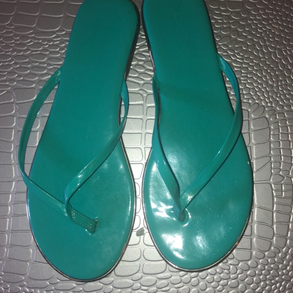 Bebe illistra flip-flop sandals